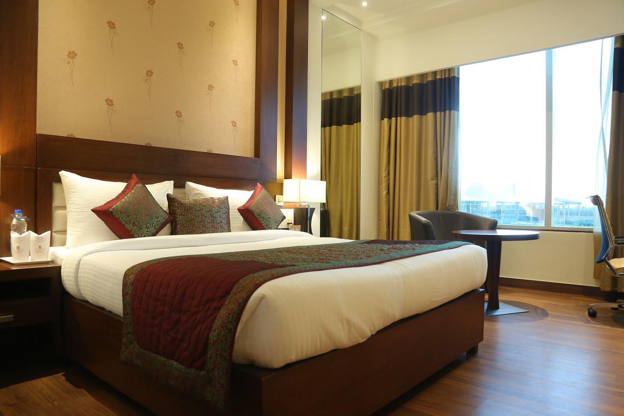 Cs Boutique Hotel Faridabad Exterior photo