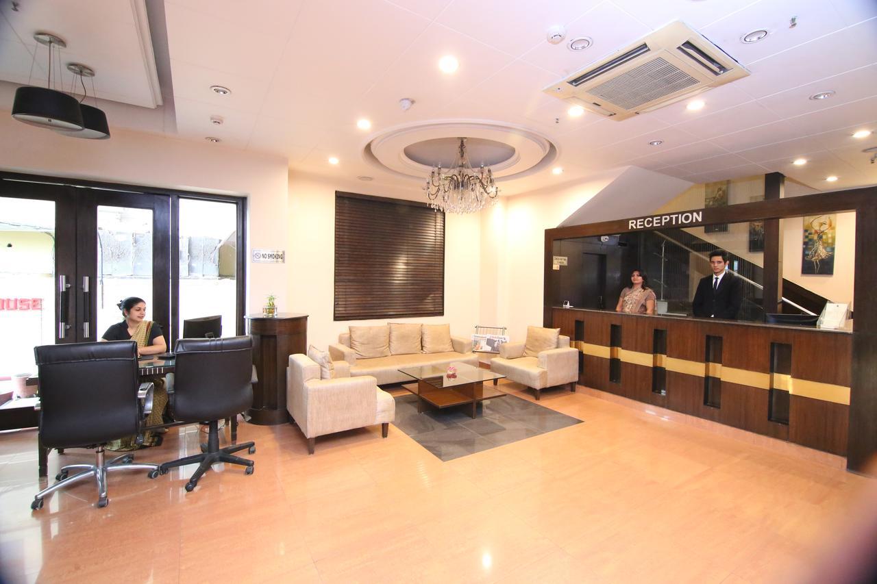 Cs Boutique Hotel Faridabad Exterior photo