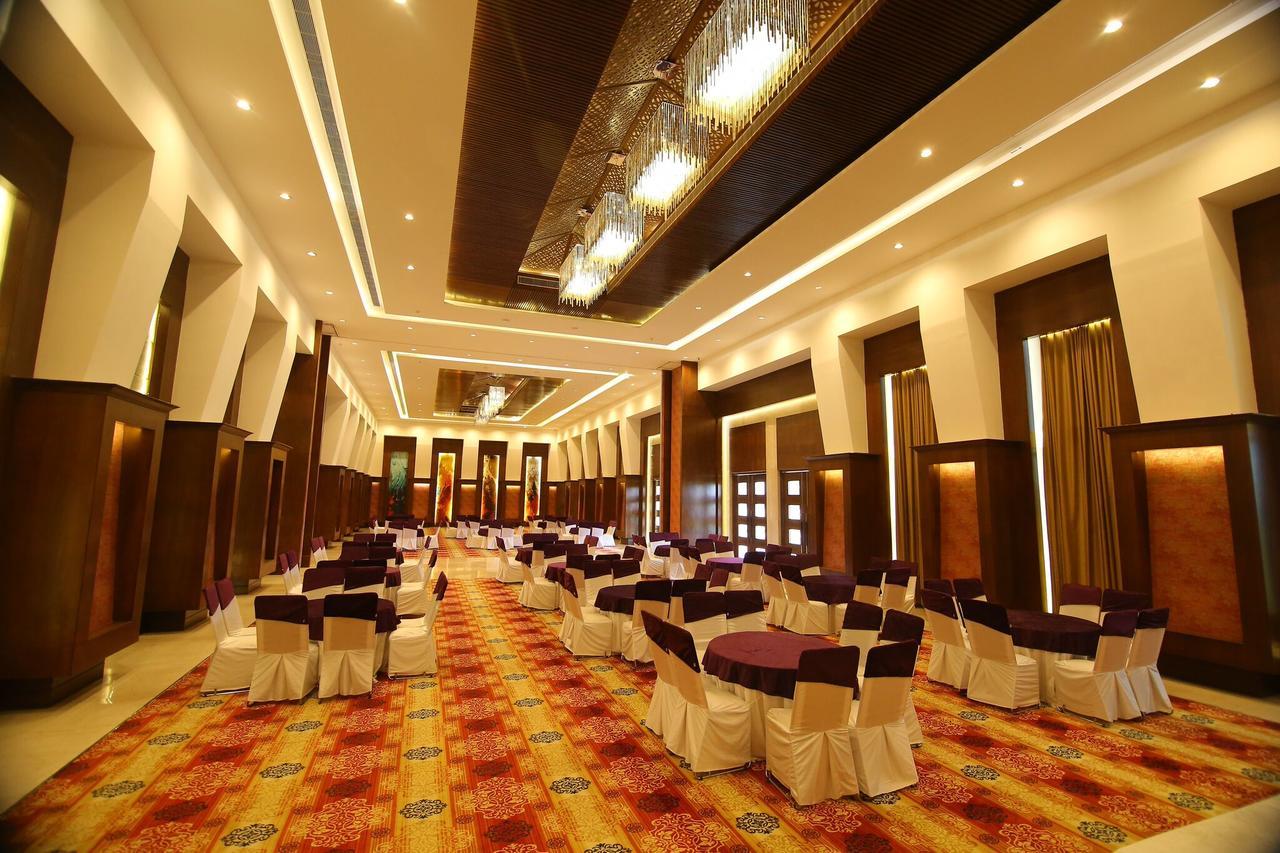 Cs Boutique Hotel Faridabad Exterior photo