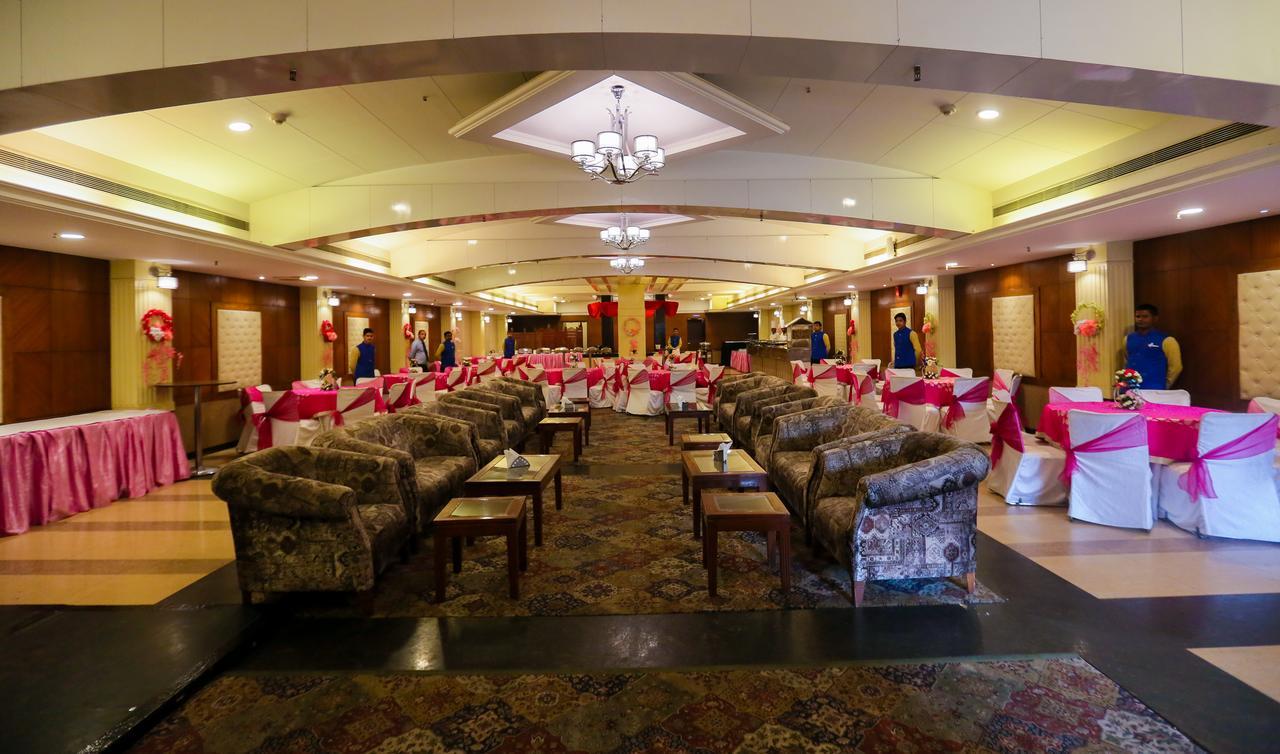 Cs Boutique Hotel Faridabad Exterior photo
