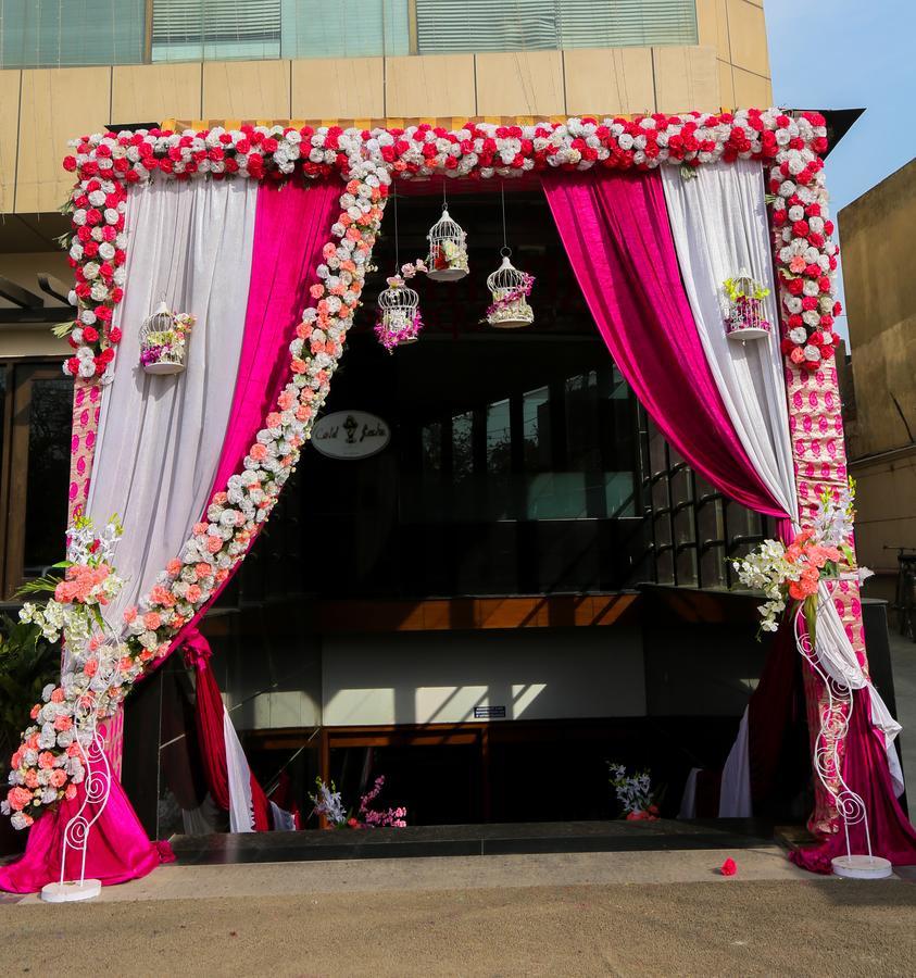 Cs Boutique Hotel Faridabad Exterior photo
