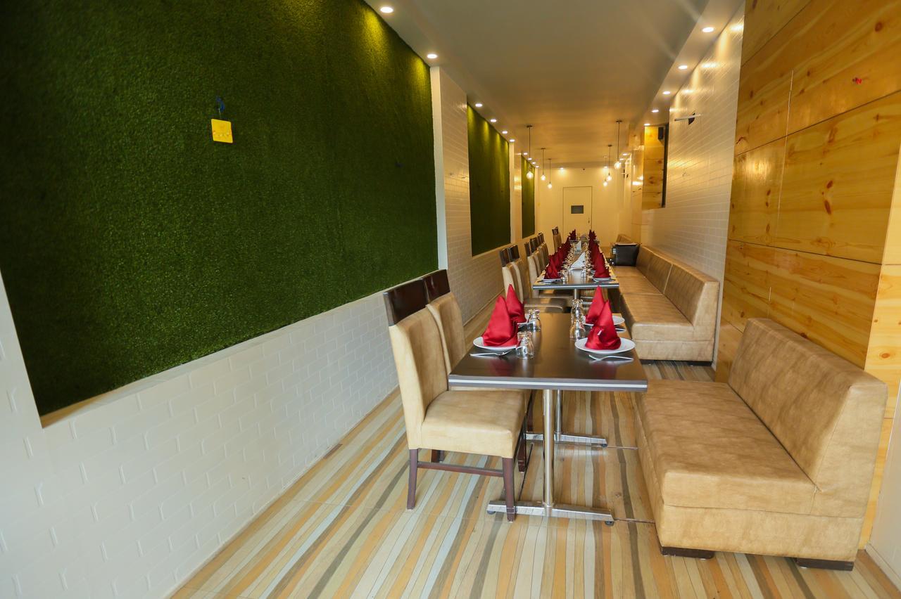 Cs Boutique Hotel Faridabad Exterior photo