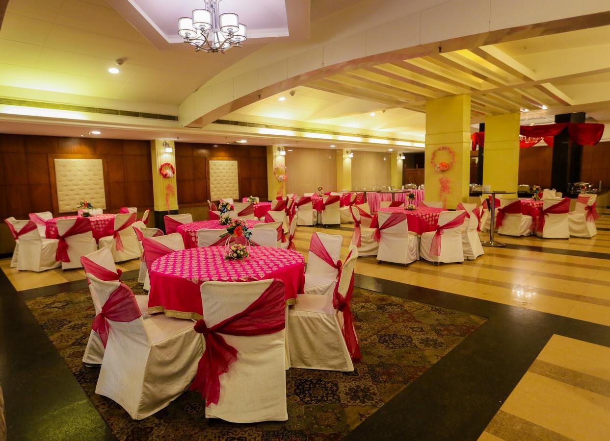 Cs Boutique Hotel Faridabad Exterior photo