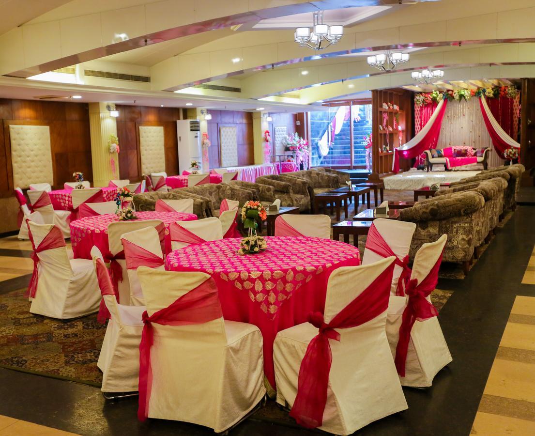 Cs Boutique Hotel Faridabad Exterior photo