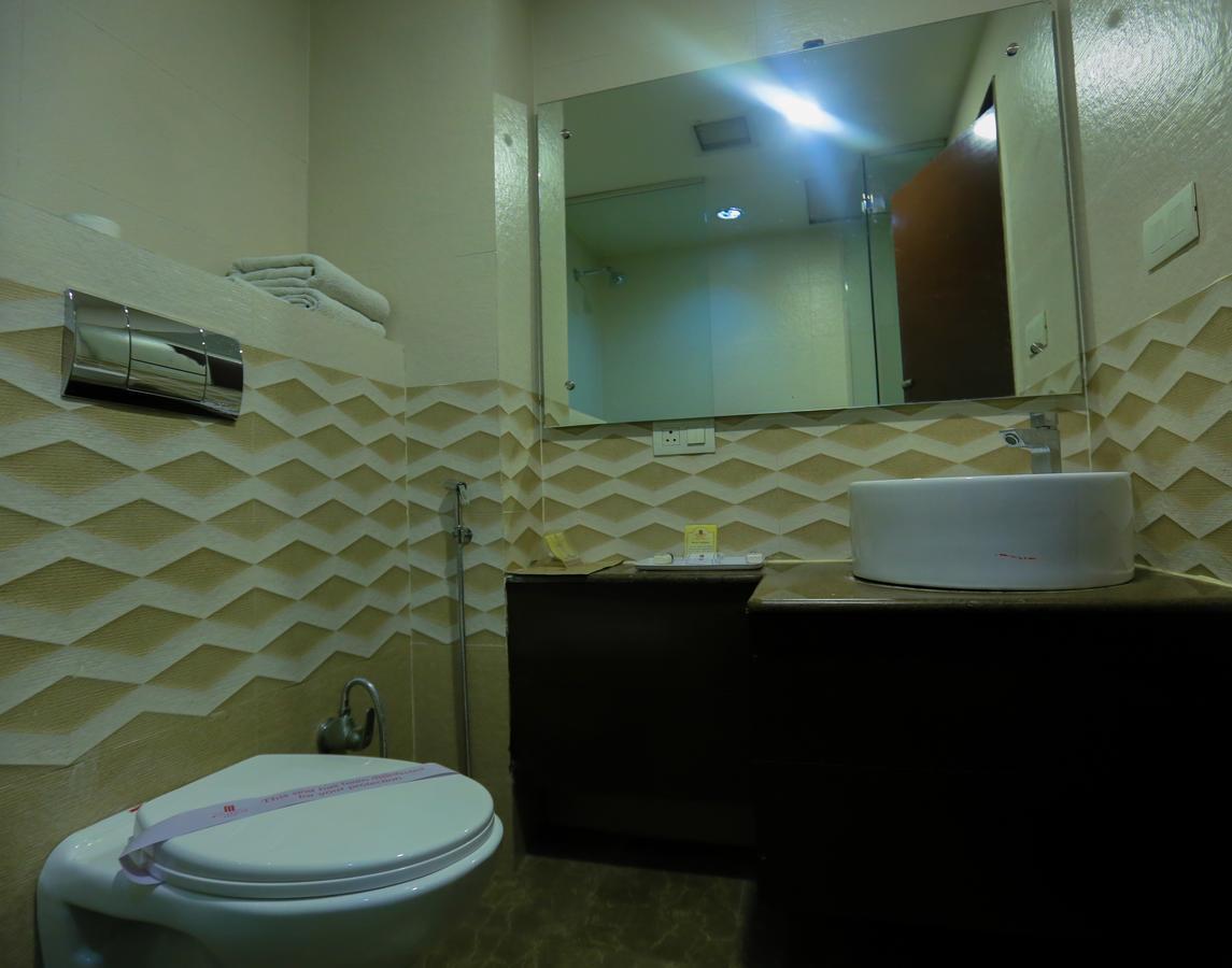 Cs Boutique Hotel Faridabad Exterior photo